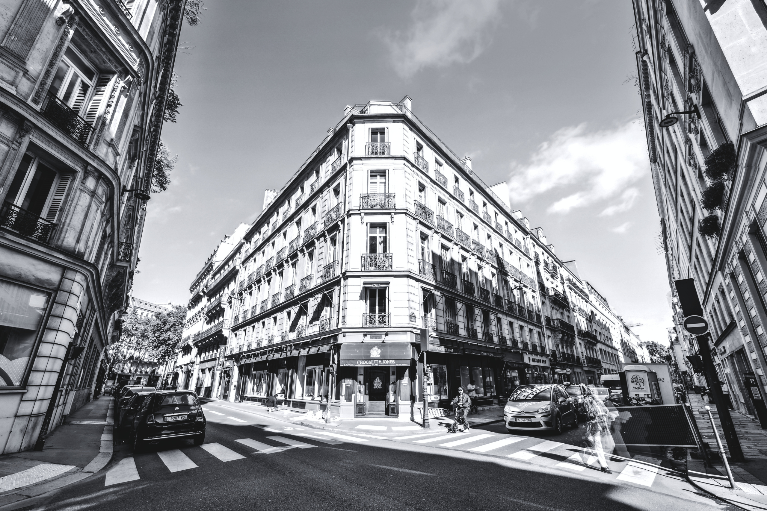 14 Chauveau-Lagarde