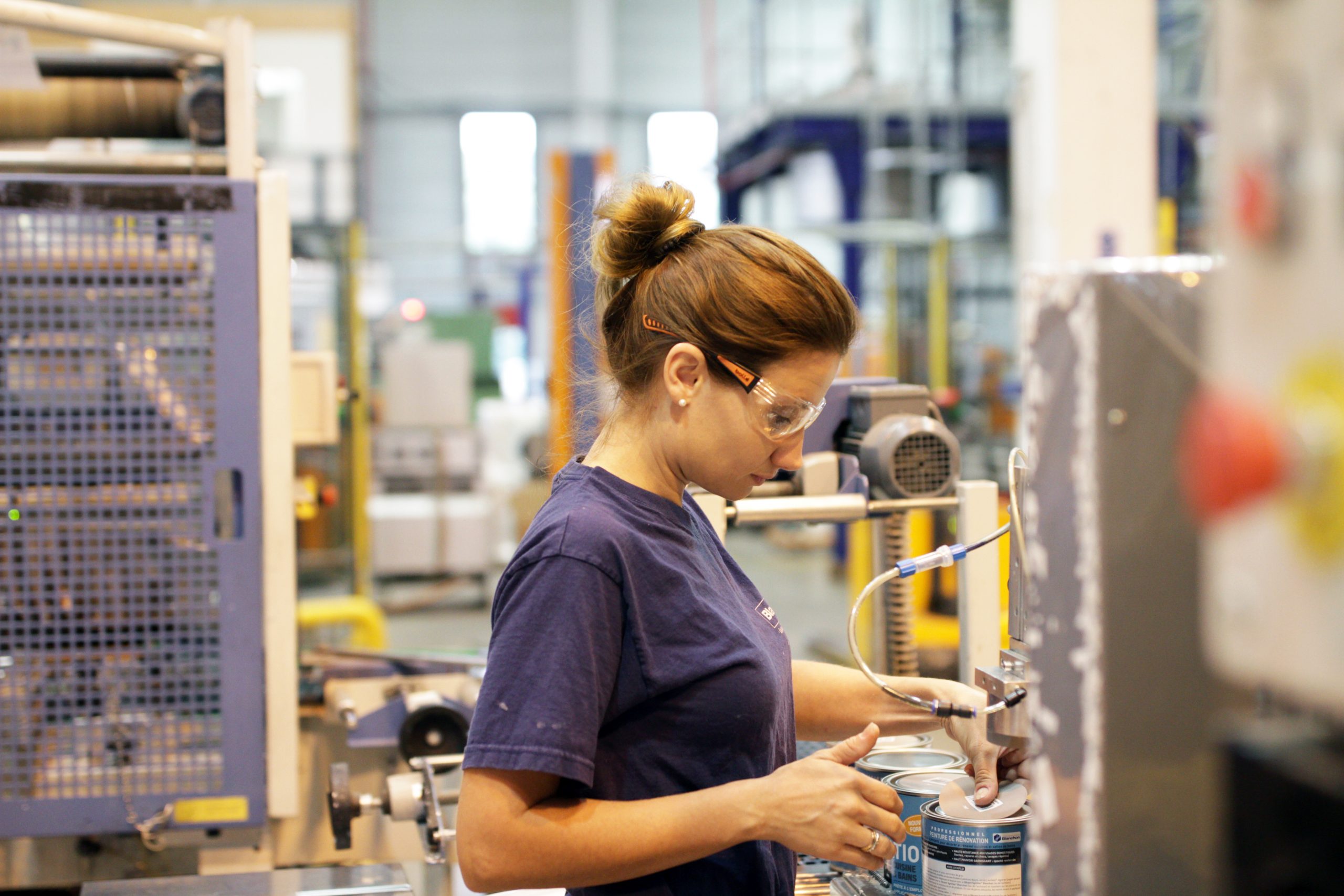 Abenex reprend le Groupe Blanchon, spécialiste européen des produits d’entretien du bois, à la famille fondatrice
