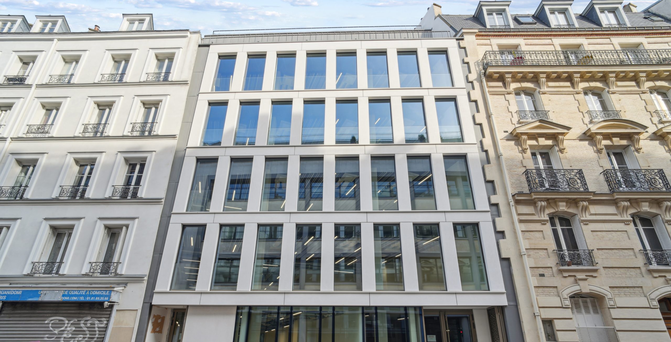 Abenex finalise la restructuration d’un immeuble de bureaux situé rue Salneuve (Paris 17ème) en alliant performance énergétique et bien-être des occupants